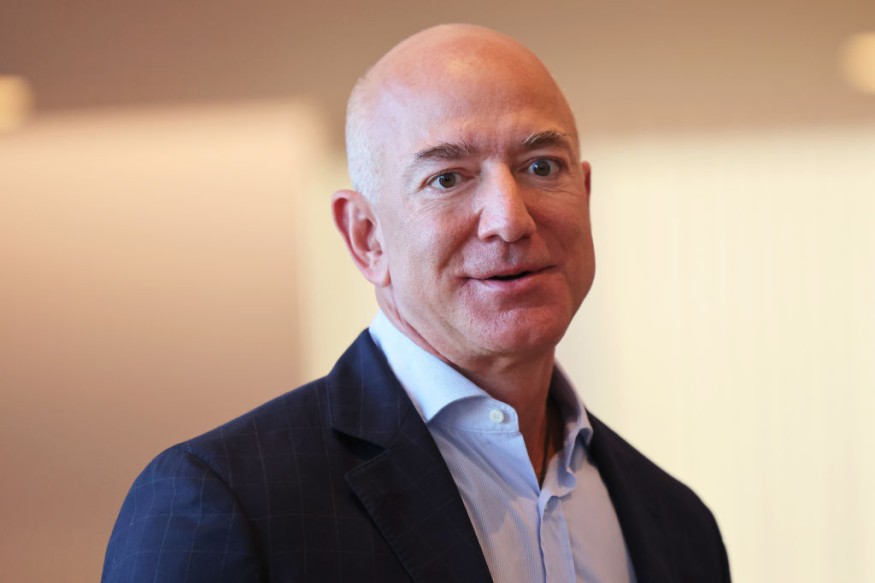 From Bookseller to E-Commerce Giant: Jeff Bezos’ Vision for Amazon Revealed in a 1997 Interview