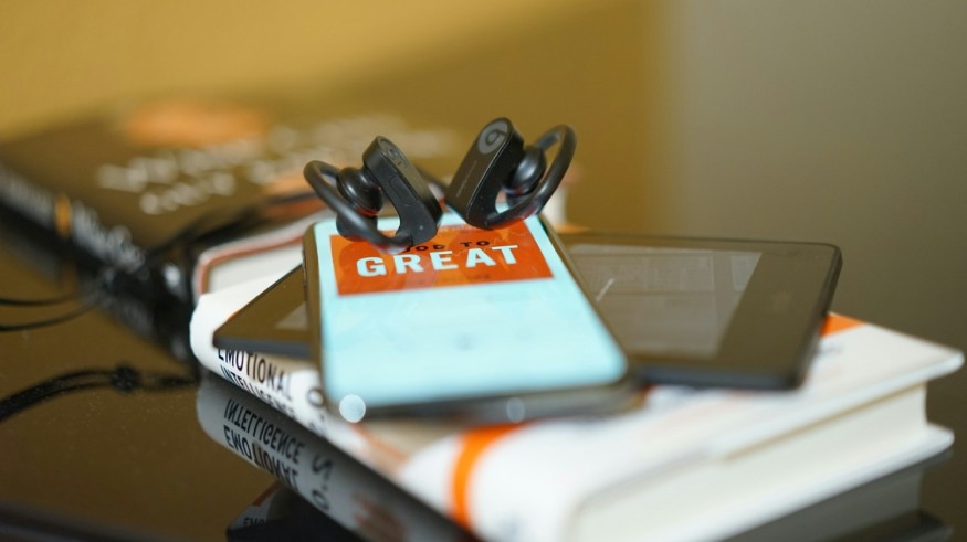 Unlocking the World of Digital Audiobooks: Essential Insights for an Immersive Listening Experience