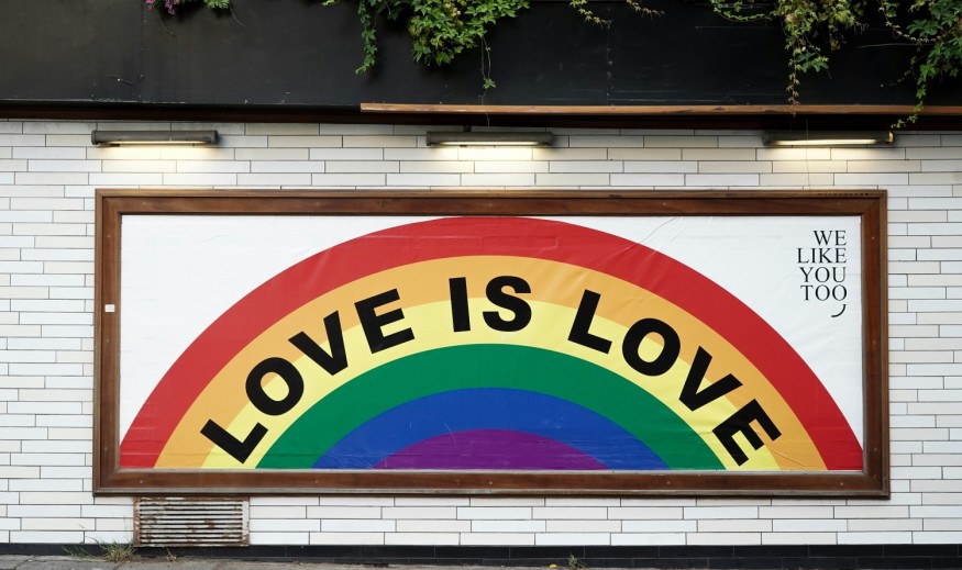 5 LGBTQ+ Reads This Pride Month Recommended by Queer Author Casey McQuiston