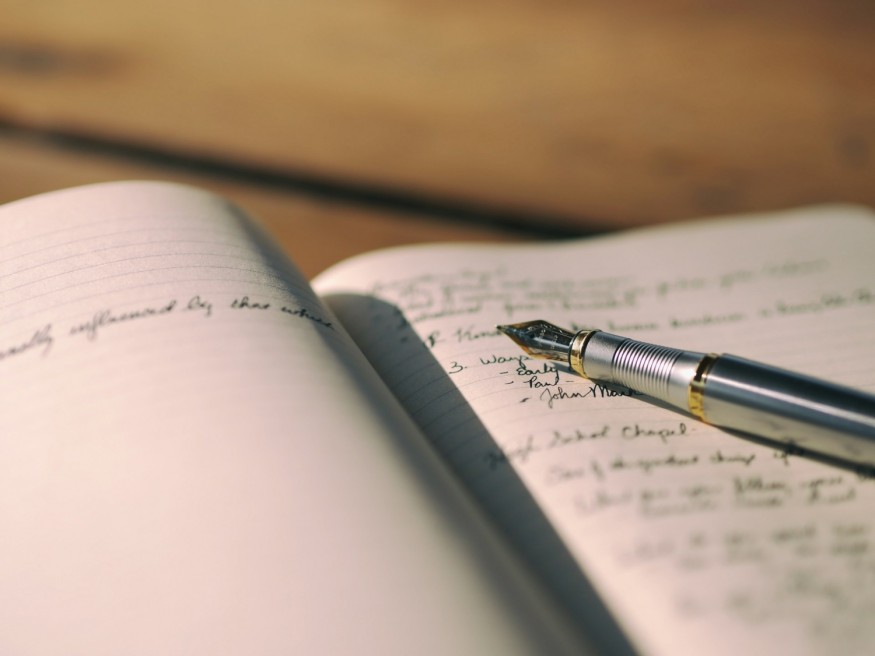Memoir Writing: How Do Writers Navigate the Line Between Fact and Fiction?